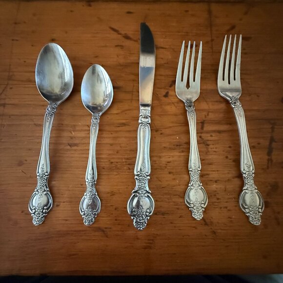 Rogers Stanley Roberts SRB199 Stainless Steel 5-Piece Floral Place Setting - Picture 1 of 2